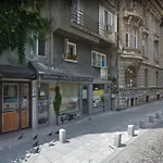 Apartment Downtown - Your Modern Escape Near Ateneul Bucharest