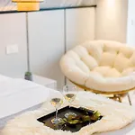 Downtown - Your Modern Escape Near Ateneul * Bucharest