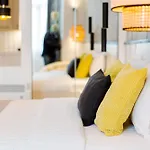 Downtown - Your Modern Escape Near Ateneul Apartment Bucharest