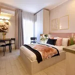 Apartment Downtown - Your Modern Escape Near Ateneul
