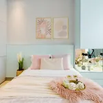 Downtown - Your Modern Escape Near Ateneul Apartment Bucharest