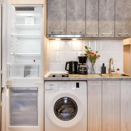 Apartamento Downtown - Your Modern Escape Near Ateneul *