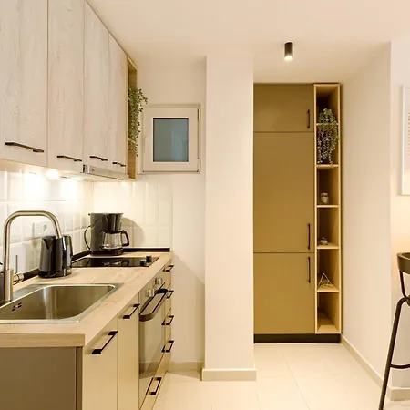 Apartamento Downtown - Your Modern Escape Near Ateneul