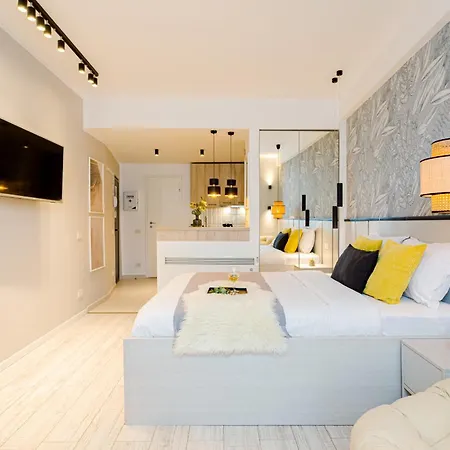 Apartamento Downtown - Your Modern Escape Near Ateneul *