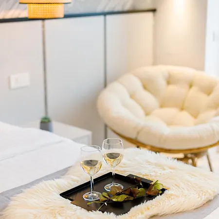 Downtown - Your Modern Escape Near Ateneul * Bucarest