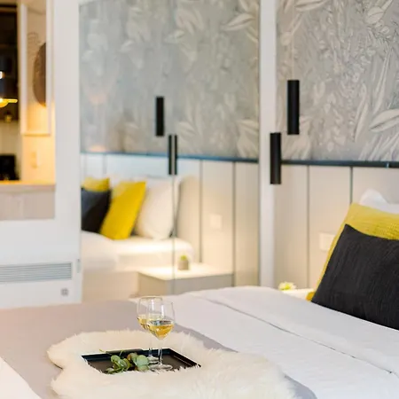 Daire Downtown - Your Modern Escape Near Ateneul