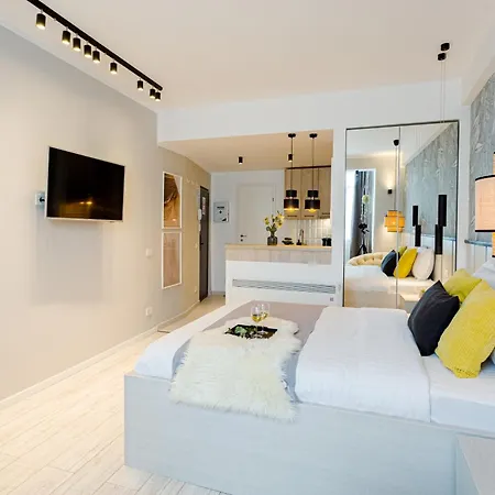דירה Downtown - Your Modern Escape Near Ateneul בוקרשט