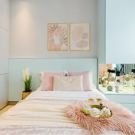 Downtown - Your Modern Escape Near Ateneul דירה בוקרשט
