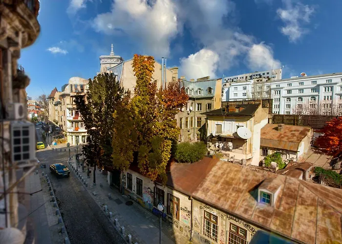 Downtown - Your Modern Escape Near Ateneul Apartament