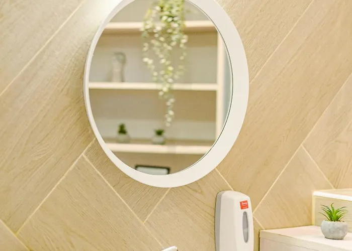 Downtown - Your Modern Escape Near Ateneul Бухарест