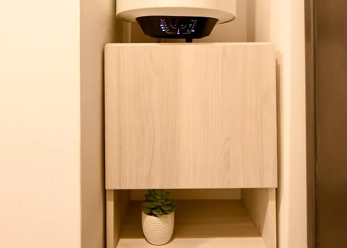 Downtown - Your Modern Escape Near Ateneul