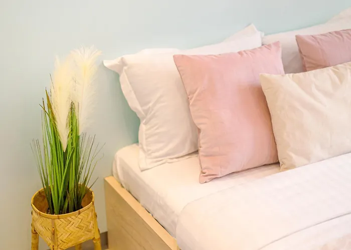 Downtown - Your Modern Escape Near Ateneul Appartement Boekarest