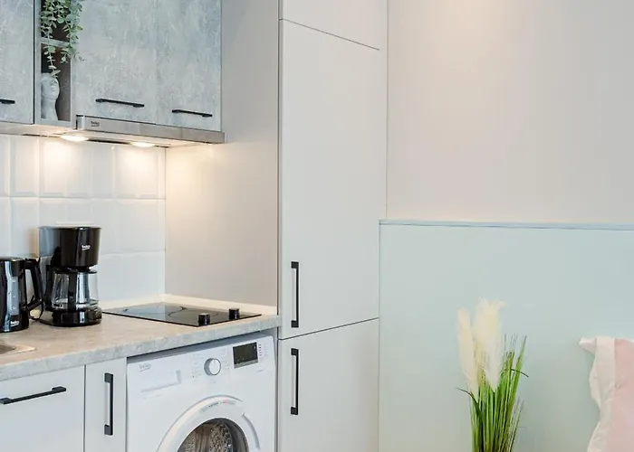 Downtown - Your Modern Escape Near Ateneul Bucureşti